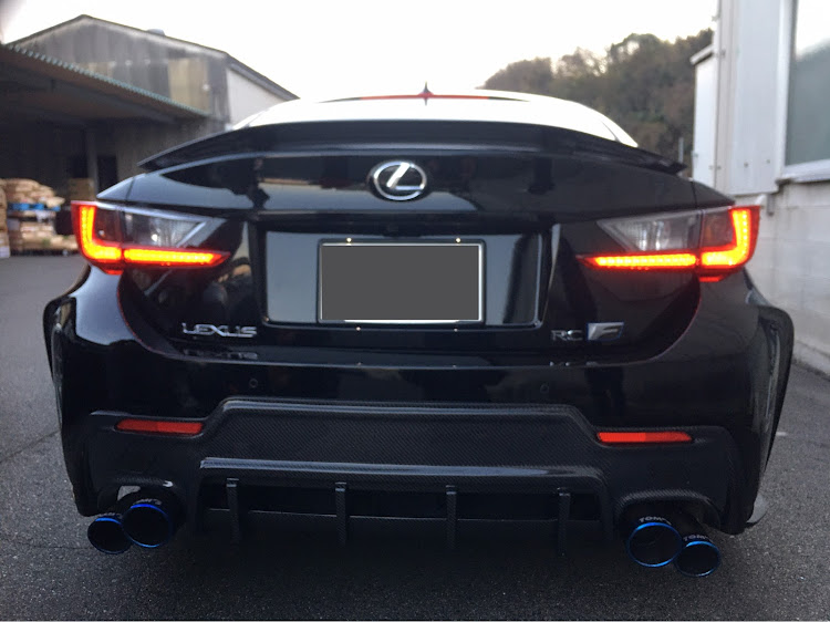 フェアレディZのZ33・RCF・社長の愛車紹介・トムスエアロ・トムスマフラーに関するカスタム事例の投稿画像6枚目