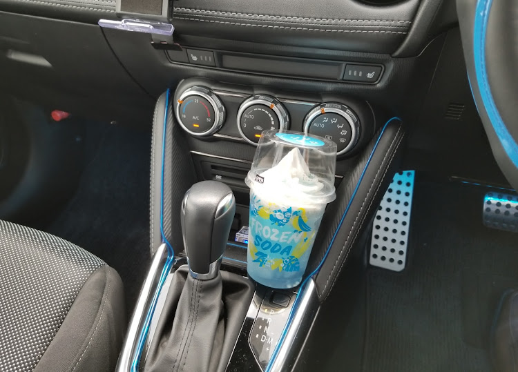 デミオのローソンで一息に関するカスタム事例の投稿画像2枚目