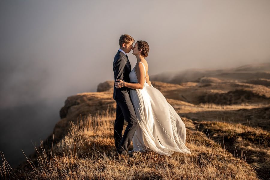 Wedding photographer Victoria Rüf (wildembrace). Photo of 16 March 2021