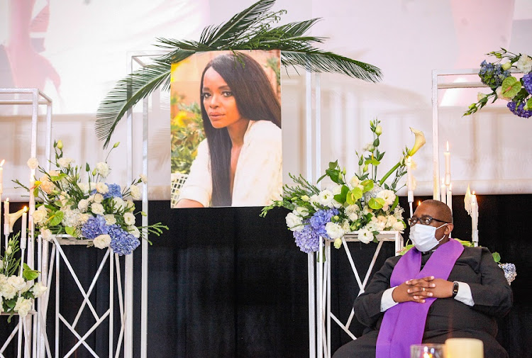 The funeral service of the media personality and actress Kuli Roberts took place on February 17 2022. Roberts died last week after apparently suffering a seizure on the set of a shoot.