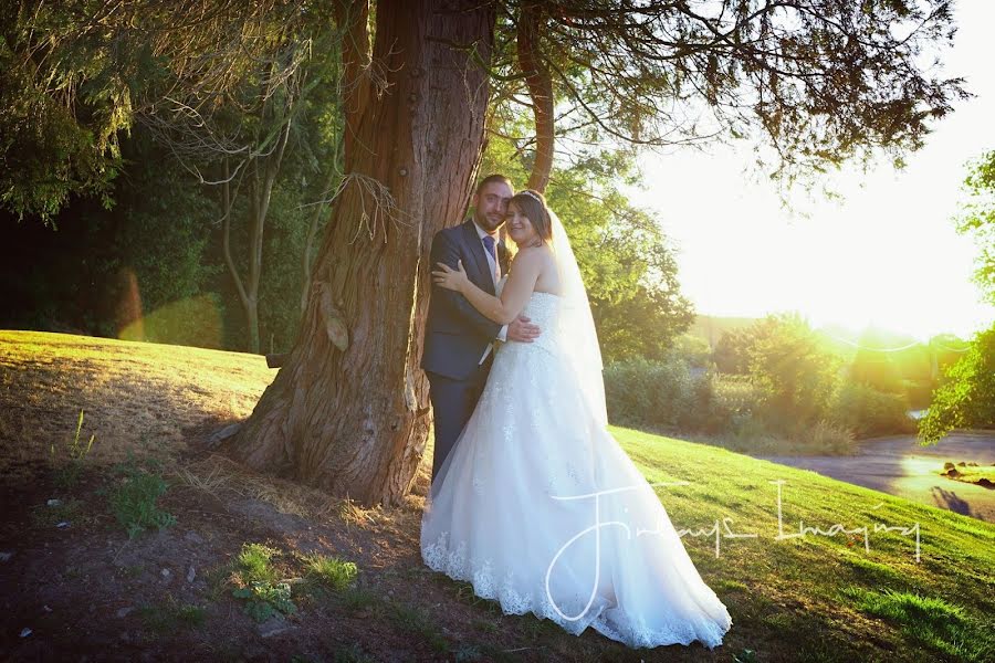 Fotografo di matrimoni Charle Finlay (finlaysimaging). Foto del 2 luglio 2019