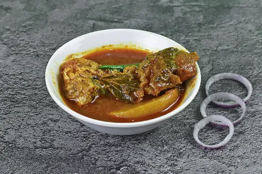 Katla Fish Curry With Aloo