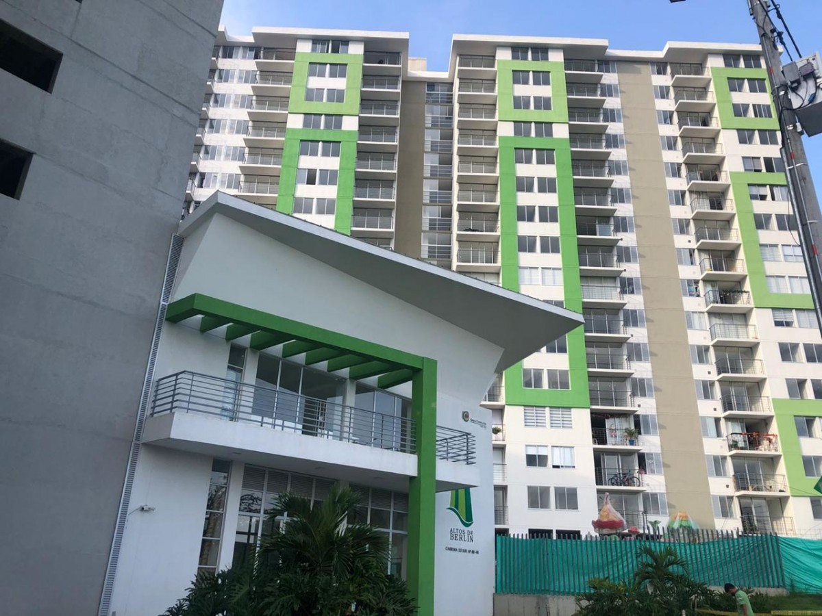 Apartamento En Venta - Berlin, Ibague