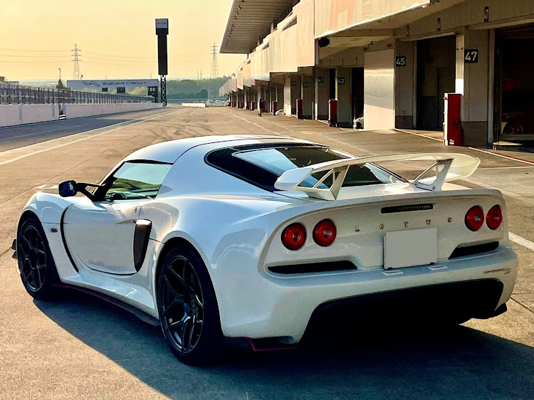 エキシージ Sの愛車の一番好きな角度・鈴鹿サーキット・LCI走行会・中部ロータス会・イルカ池クラブに関するカスタム事例の投稿画像1枚目