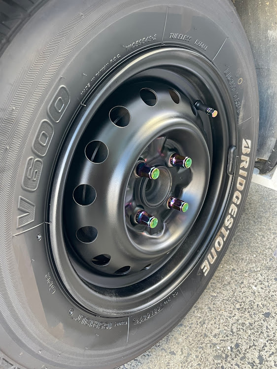 ADバンのDIY・商用車・仕事車・塗装・塗装カスタムに関するカスタム事例の投稿画像3枚目