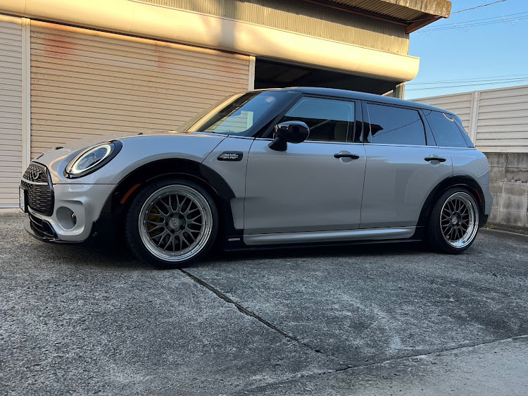 MINI クラブマンのDuelL AG・f54 クラブマン・車高調整・ホイール ...