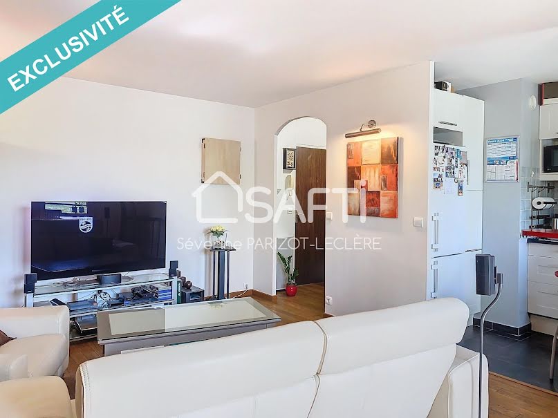 Vente appartement 2 pièces 46 m² à Noisy-le-Grand (93160), 209 000 €