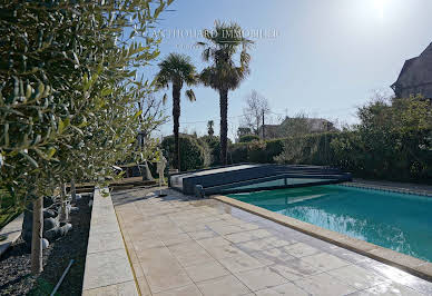 Maison avec jardin et terrasse 3