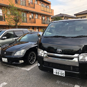 ハイエースバン TRH200V