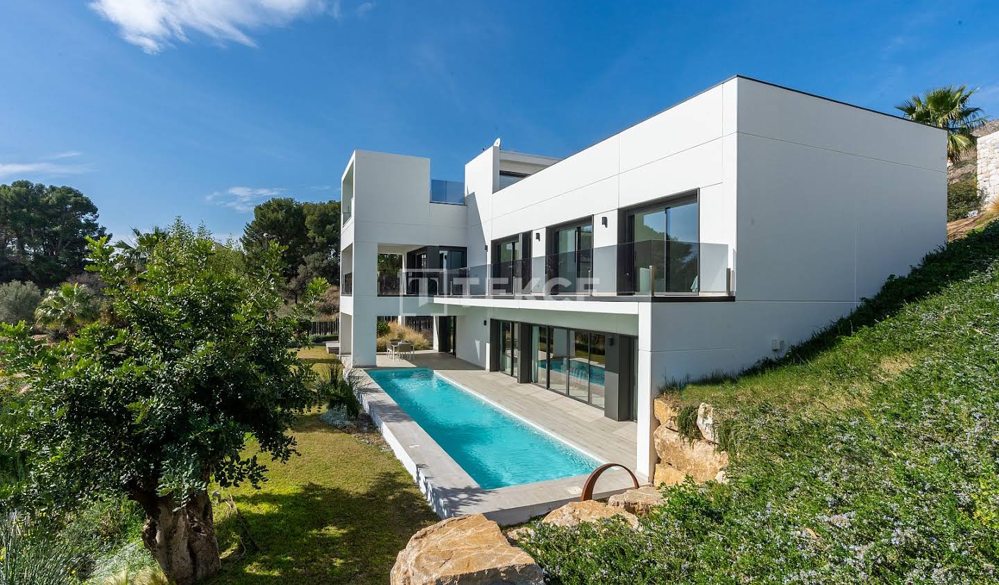 House with pool and terrace Málaga