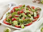 Fresh Tomato & Tomatillo Salad was pinched from <a href="http://www.kraftrecipes.com/recipes/fresh-tomato-tomatillo-salad-118509.aspx" target="_blank">www.kraftrecipes.com.</a>