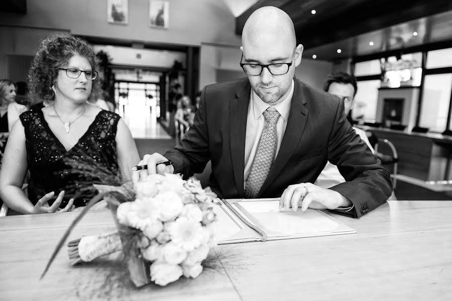 Wedding photographer Sharon Van Hoecke (fotoshique). Photo of 9 April 2019