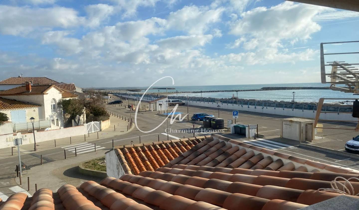 House with terrace Saintes-Maries-de-la-Mer