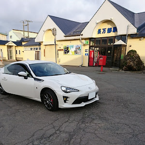 86