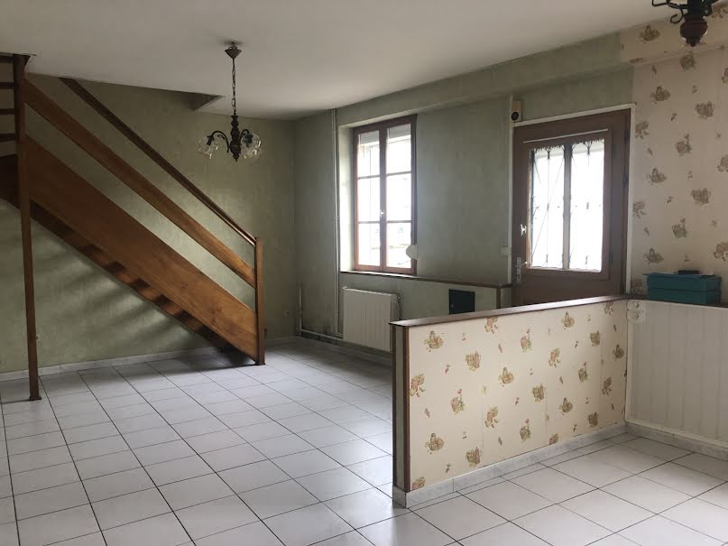 Vente maison 6 pièces 100 m² à Guise (02120), 64 500 €