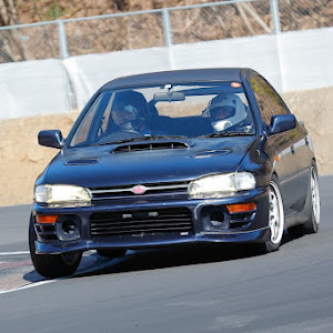 インプレッサ WRX GC8