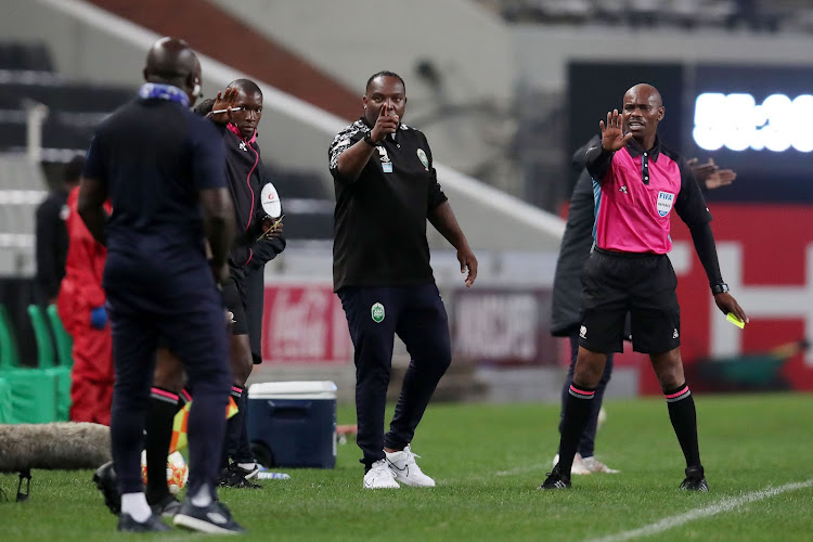 Benni McCarthy, head coach of AmaZulu, reacts to Kaitano Tembo, head coach of Supersport United, during the Premiership match on the September 14 2021 at Kings Park, Durban. Picture: Muzi Ntombela/BackpagePix