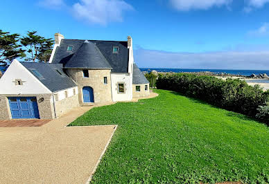 Seaside house with garden 2