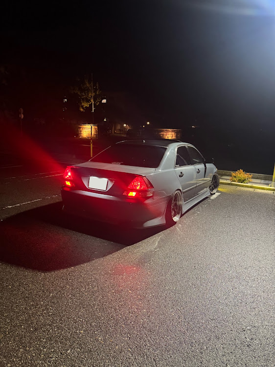 マークIIのラストランお疲れ様でした・110よ永遠に・1JZは薬物・しばらく1/1ミニカーです・宝くじ1000万より30万だけ欲しいに関するカスタム事例の投稿画像1枚目