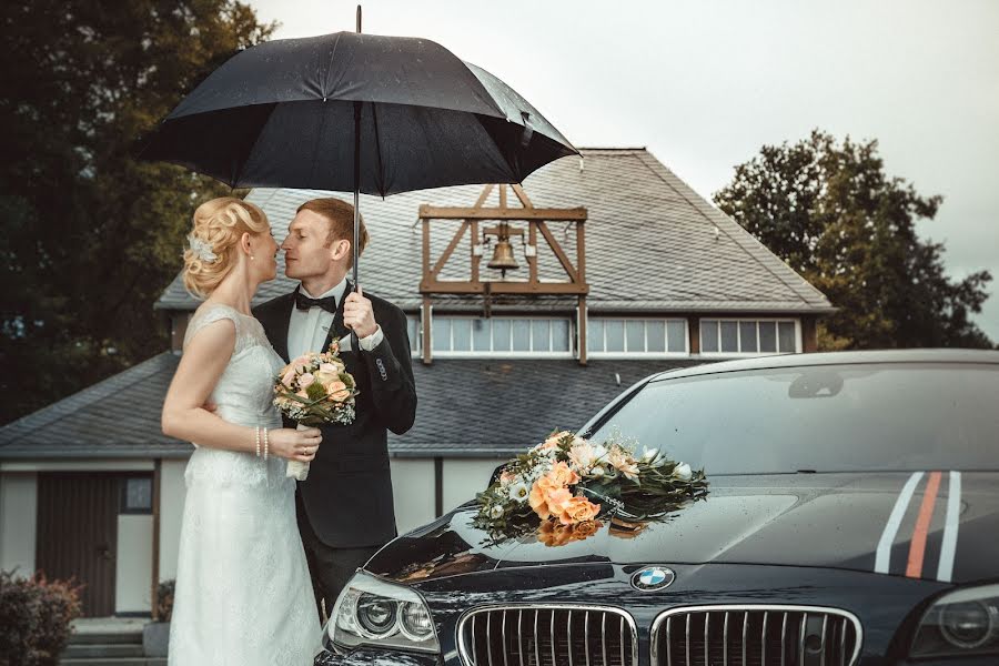 Fotografo di matrimoni Rondel Meling (serdze85). Foto del 12 novembre 2015