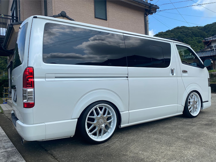 ハイエースバンのハイエース好きな人と繋がりたい・洒落屯車・9月もよろしくお願いします。・夜勤ウィーク・洗車したいに関するカスタム事例の投稿画像4枚目