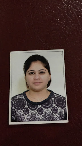 Home tutor in Shalimar Bagh