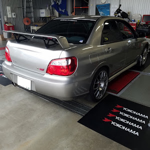 インプレッサ WRX STI GDB