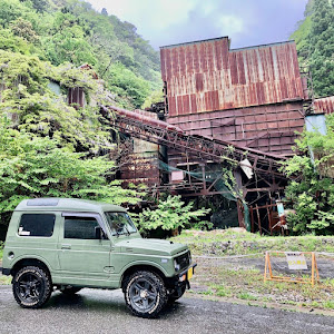 ジムニー JA11V