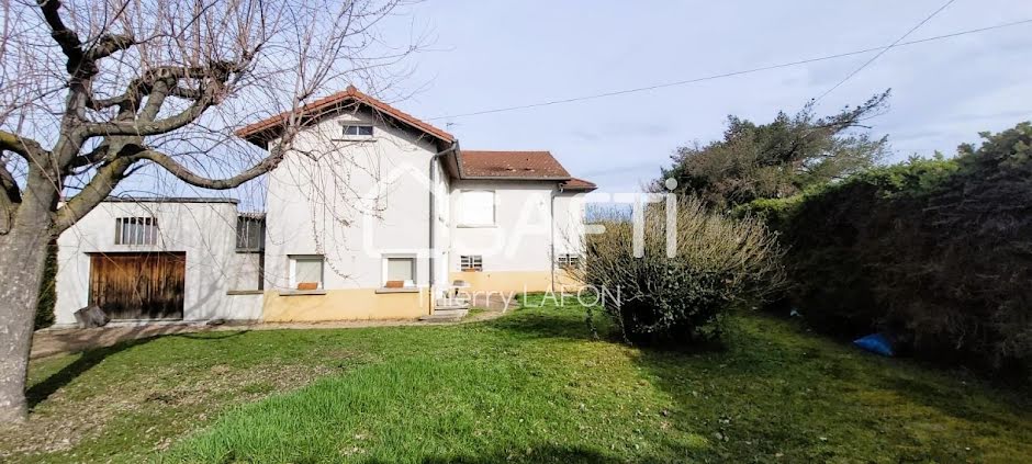 Vente maison 5 pièces 142 m² à Savigneux (42600), 273 000 €