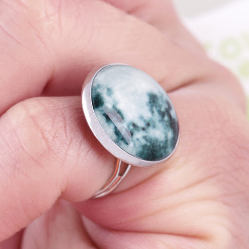 Title 3, Bague Lumineuse Lune Gemme du Temps