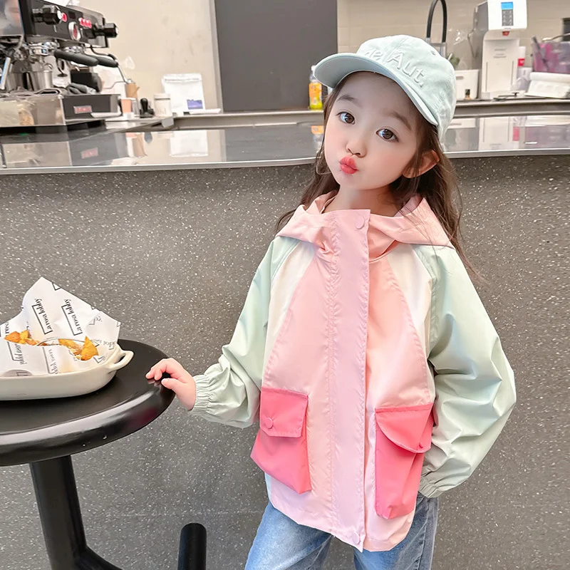 Cardigan Bébé Printemps Casual à Capuche Ensemble Veste et Haut Léger et Confortable Parfait pour les Sorties et Activités Extérieures