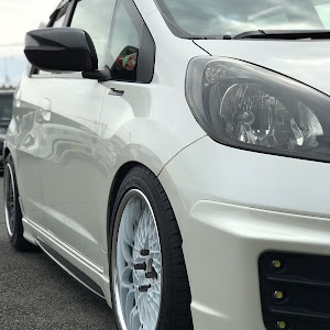 フィット GE8