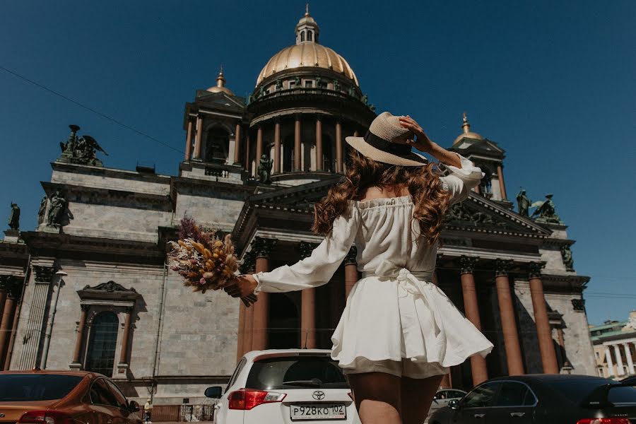 Fotógrafo de casamento Viktor Savelev (savelyev). Foto de 22 de setembro 2020