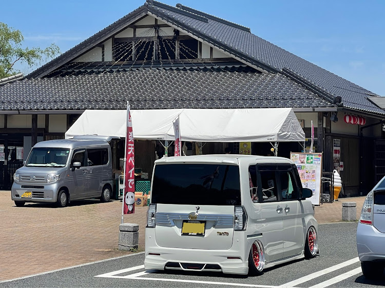 タントカスタムの開店祝い㊗️・ネタは無いよ〜・手抜き洗車✨・音質調整に関するカスタム事例の投稿画像4枚目