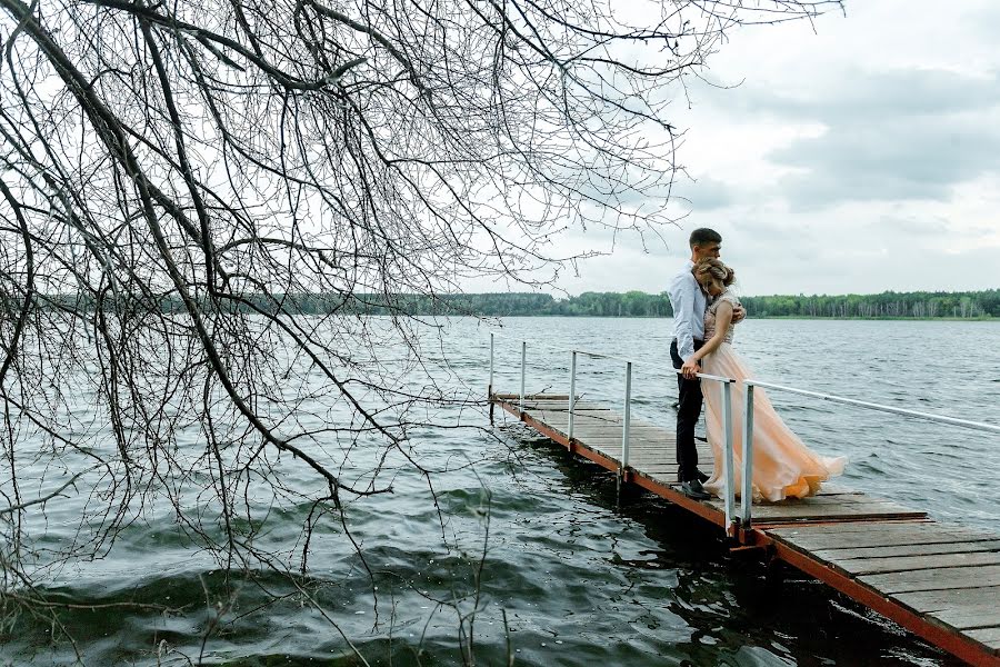 Bryllupsfotograf Anatoliy Rezvushkin (rezvushkin). Foto fra juni 22 2019