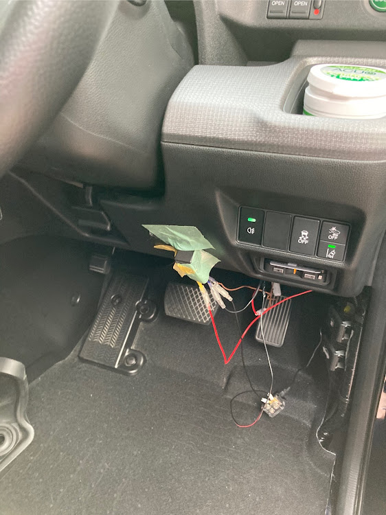 ステップワゴンのシーケンシャルウインカー・青眉・電装系・初心者に関するカスタム事例の投稿画像14枚目