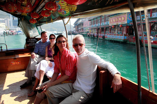azamara-Hong-Kong-Aberdeen.jpg - Visitors on a tour boat sail through Aberdeen, Hong Kong.
