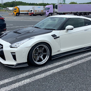 NISSAN GT-R R35