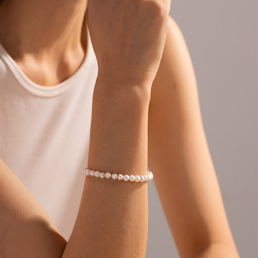 Title 3, Elegant Natural Freshwater Pearl Bracelet Titan...