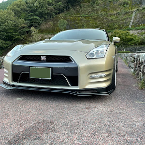 NISSAN GT-R R35