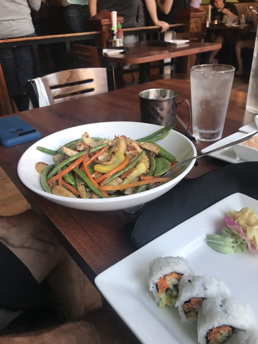 Gluten-Free at eeZ Fusion & Sushi