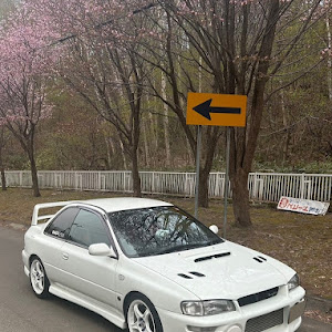 インプレッサ WRX GC8