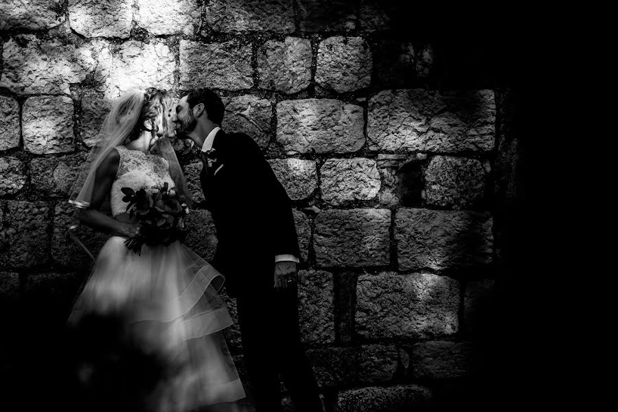 Wedding photographer Simone Infantino (fototino). Photo of 13 August 2017