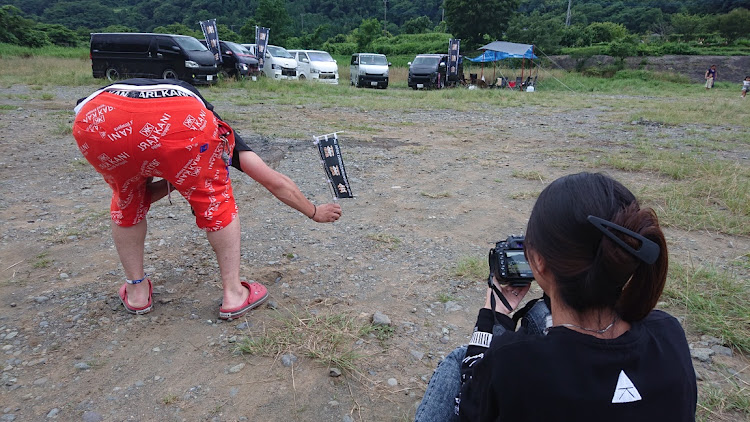 ハイエースバンの謝謝会🙏・ヨッキャン⛺・ハチえもん・ケツだけ星人・クロスメンバーに関するカスタム事例の投稿画像11枚目