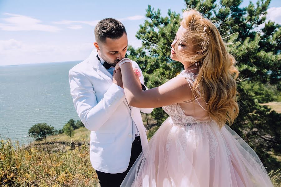 Photographe de mariage Yuliya Yaroshenko (juliayaroshenko). Photo du 3 avril 2018