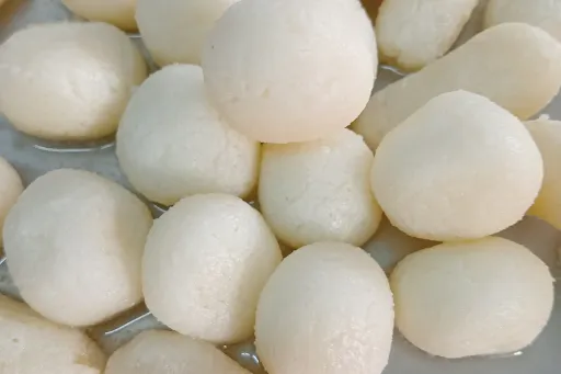 White Soft Rasgulla