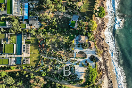 Villa avec piscine 3