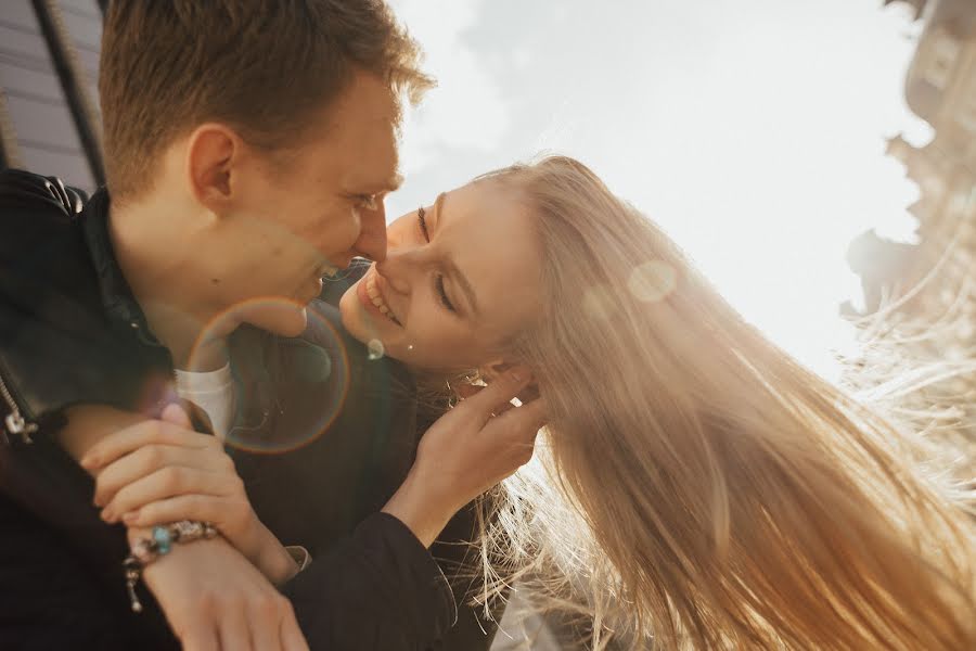 Fotógrafo de casamento Valeriya Kulaeva (svaleriyaphoto). Foto de 28 de maio 2018