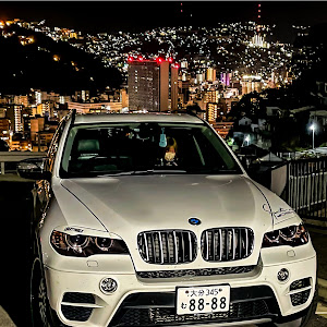 X5 E70