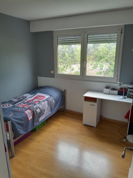 Location meublée chambre 1 pièce 9 m² à Creteil (94000), 590 €